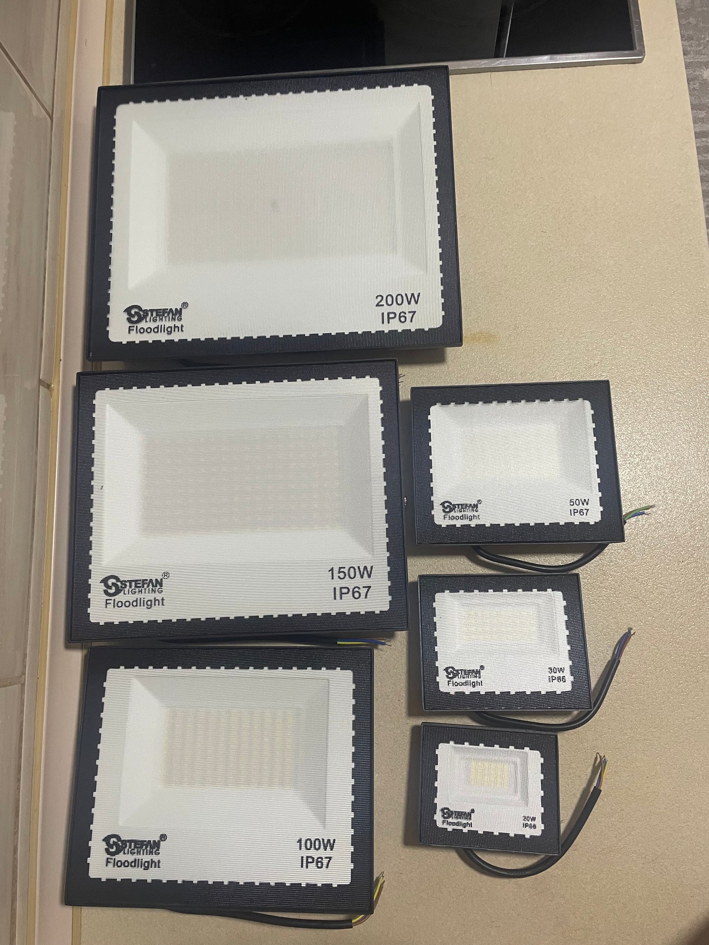 LED Reflektori STEFAN LIGHTING – Snaga, kvalitet i pouzdanost!