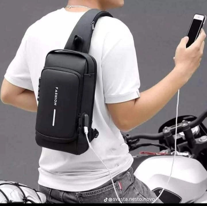 Muška Crossbody Torba s USB Priključkom 🔌