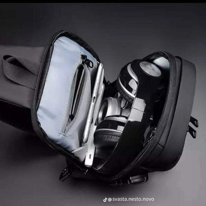 Muška Crossbody Torba s USB Priključkom 🔌
